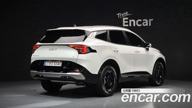 Kia Sportage — фото 1