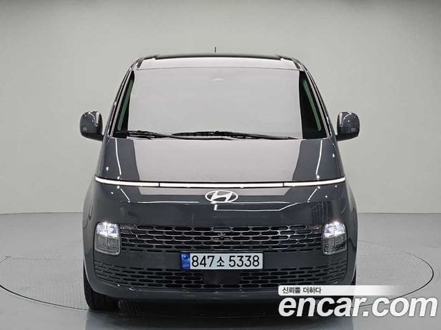 Hyundai Staria — фото 1
