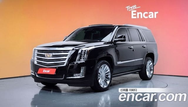 Cadillac Escalade — фото 1