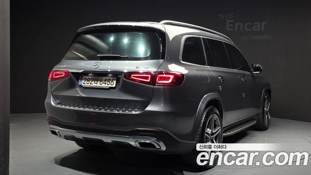 Mercedes-Benz GLS-Class — фото 1
