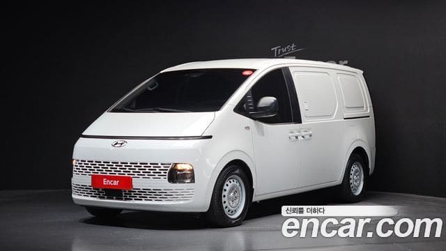 Hyundai Staria — фото 1