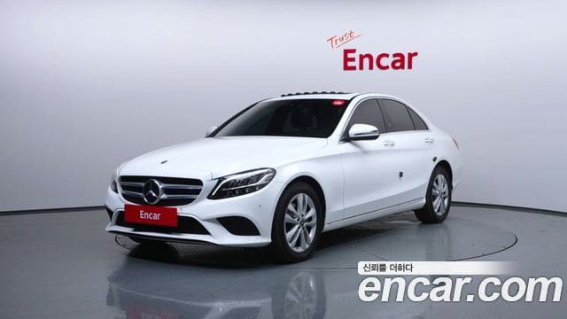 Mercedes-Benz C-Class — фото 1