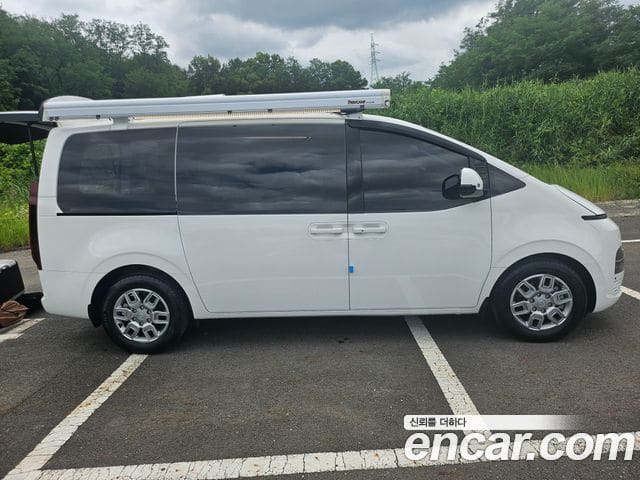 Hyundai Staria — фото 1
