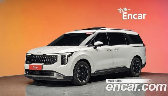 Kia Carnival — фото 1