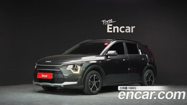 Kia Niro — фото 1