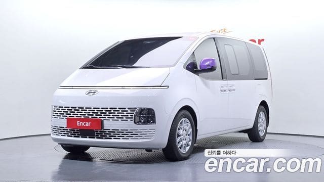 Hyundai Staria — фото 1