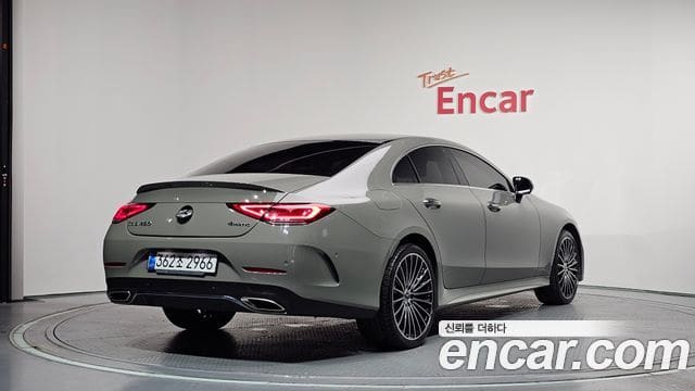 Mercedes-Benz CLS-Class — фото 1