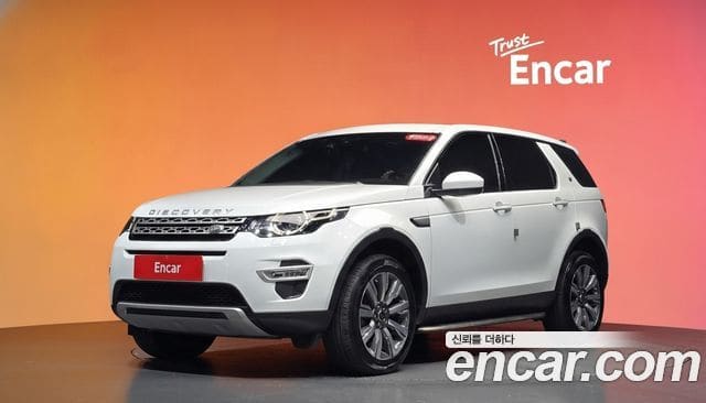 Land Rover Discovery Sport — фото 1
