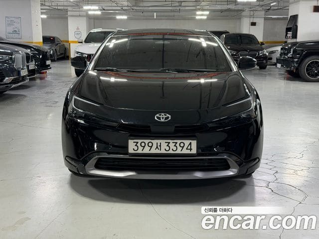 Toyota Prius — фото 1