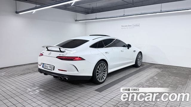 Mercedes-Benz AMG GT — фото 1
