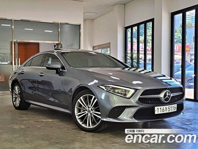 Mercedes-Benz CLS-Class — фото 1