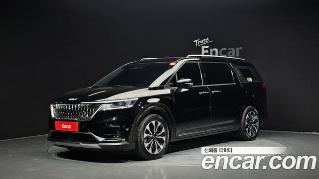Kia Carnival — фото 1