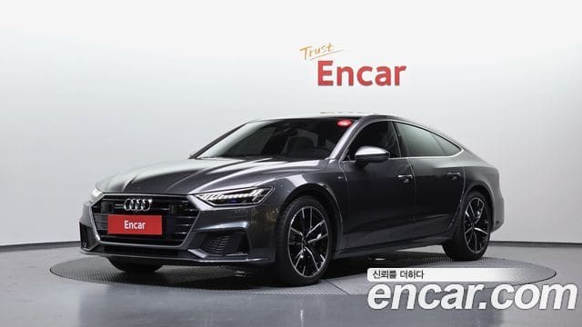 Audi A7 — фото 1