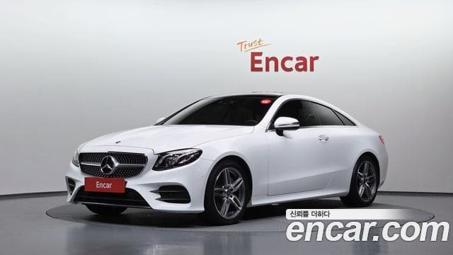 Mercedes-Benz E-Class — фото 1
