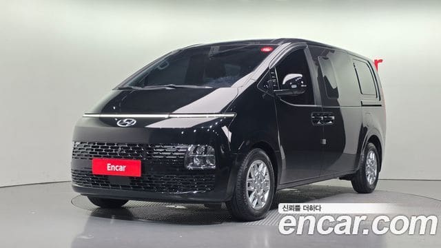 Hyundai Staria — фото 1