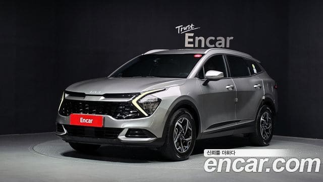 Kia Sportage — фото 1