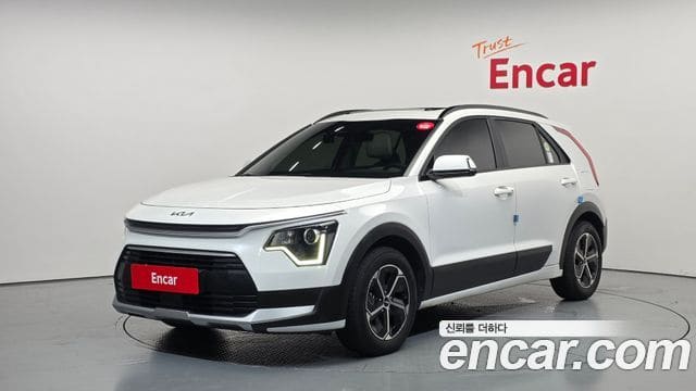 Kia Niro — фото 1