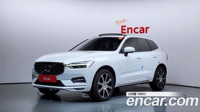 Volvo XC60 — фото 1