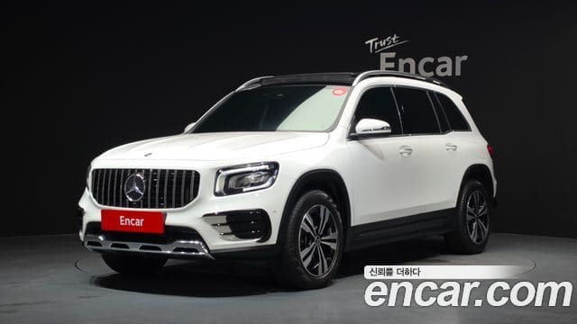 Mercedes-Benz GLB-Class — фото 1