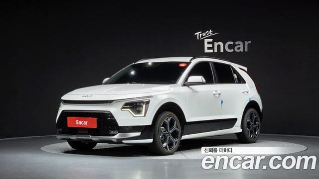 Kia Niro — фото 1