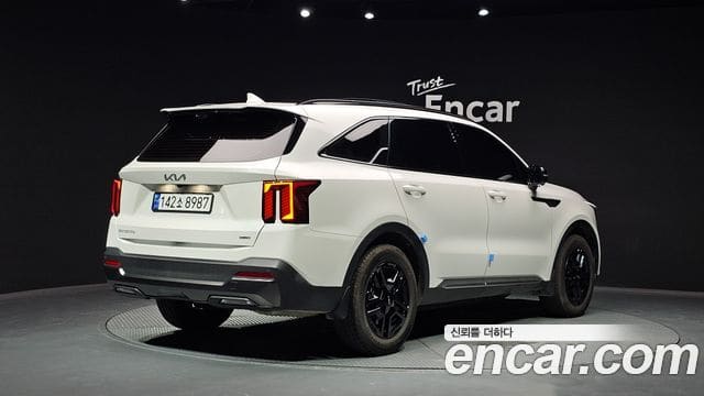 Kia Sorento — фото 1