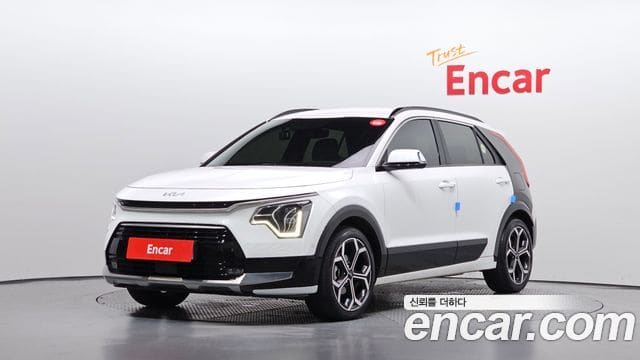 Kia Niro — фото 1
