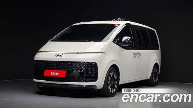 Hyundai Staria — фото 1