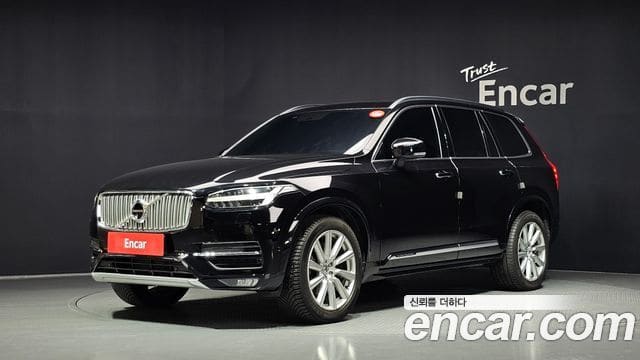 Volvo XC90 — фото 1