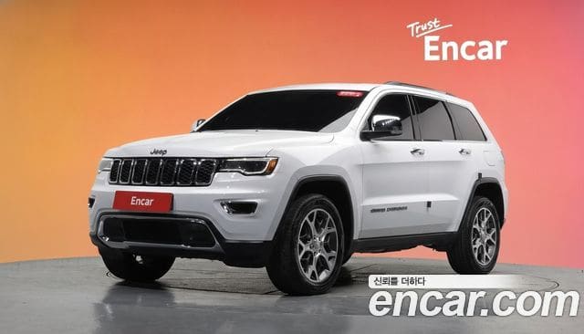 Jeep Grand Cherokee — фото 1