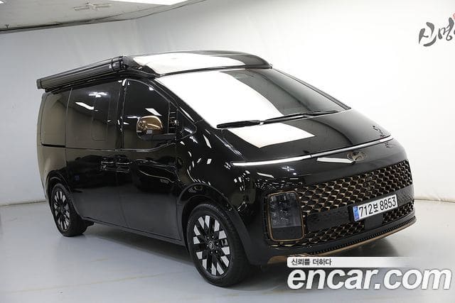 Hyundai Staria — фото 1