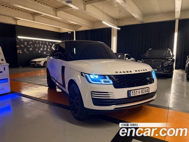 Land Rover Range Rover — фото 1