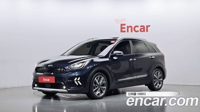Kia Niro — фото 1
