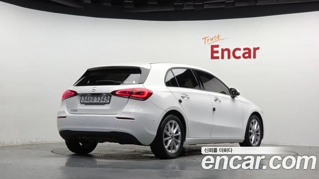 Mercedes-Benz A-Class — фото 1
