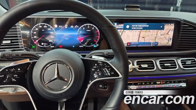 Mercedes-Benz GLE-Class — фото 1