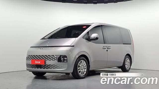 Hyundai Staria — фото 1