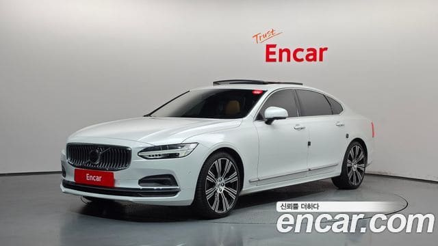 Volvo S90 — фото 1