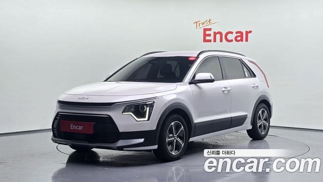 Kia Niro — фото 1