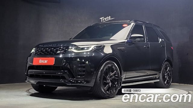 Land Rover Discovery 5 — фото 1