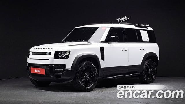 Land Rover Defender — фото 1
