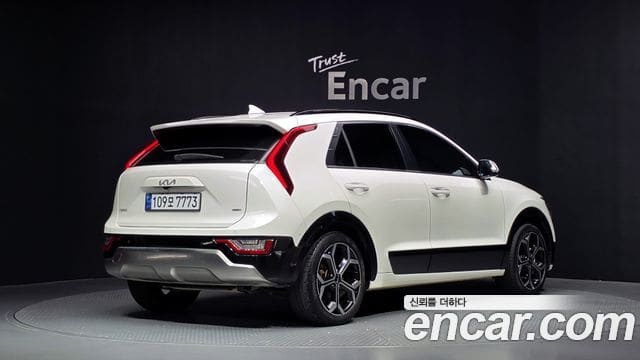 Kia Niro — фото 1