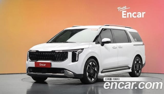 Kia Carnival — фото 1