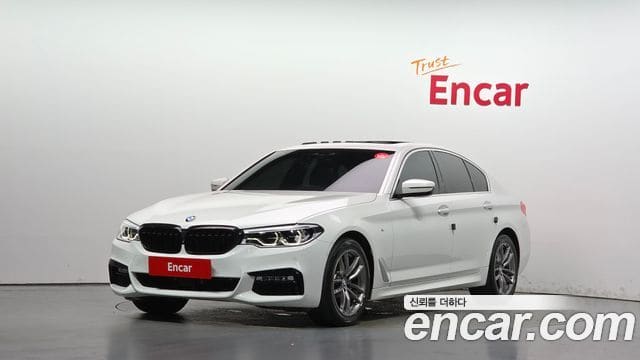 BMW 5 Series — фото 1