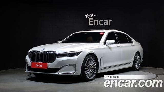 BMW 7 Series — фото 1