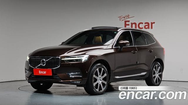 Volvo XC60 — фото 1