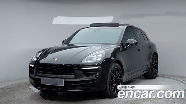 Porsche Macan — фото 1