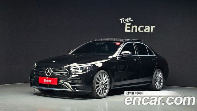 Mercedes-Benz E-Class — фото 1