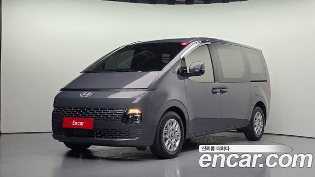Hyundai Staria — фото 1