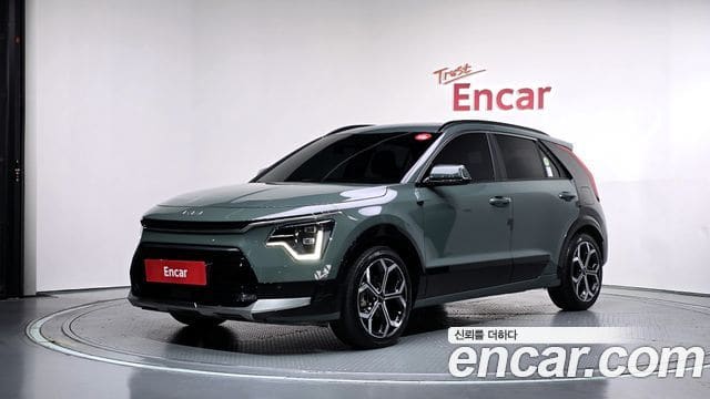 Kia Niro — фото 1