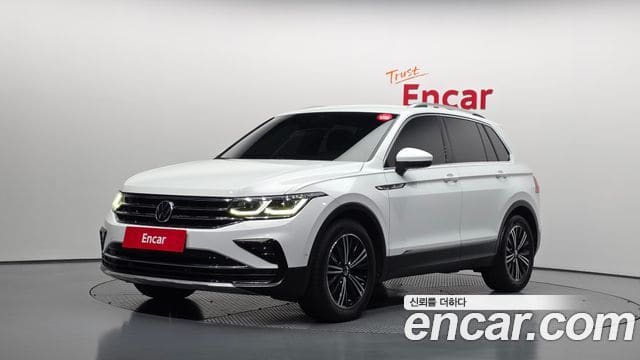 Volkswagen Tiguan — фото 1