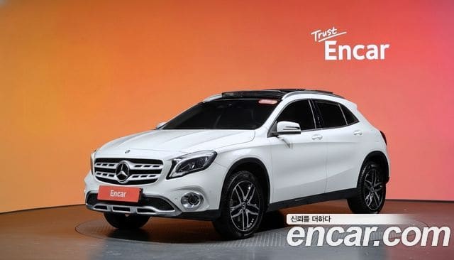 Mercedes-Benz GLA-Class — фото 1